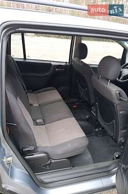 Минивэн Opel Zafira 2004 в 