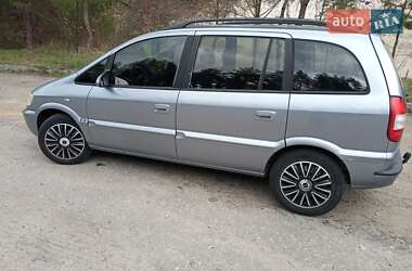 Минивэн Opel Zafira 2004 в 