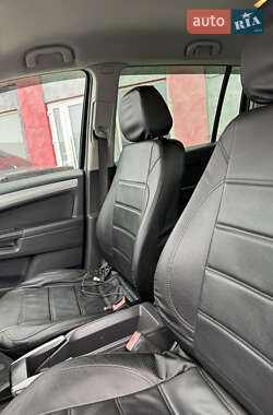 Мінівен Opel Zafira 2009 в 