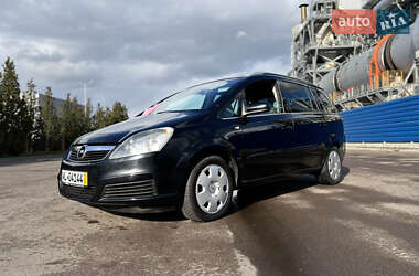 Минивэн Opel Zafira 2006 в 