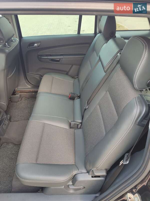 Минивэн Opel Zafira 2009 в Белой Церкви