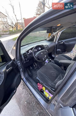 Мінівен Opel Zafira 2003 в 