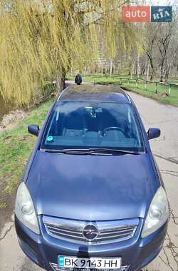 Мінівен Opel Zafira 2009 в 