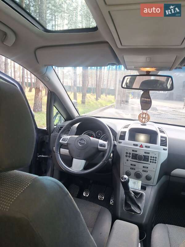 Мінівен Opel Zafira 2007 в Ніжині