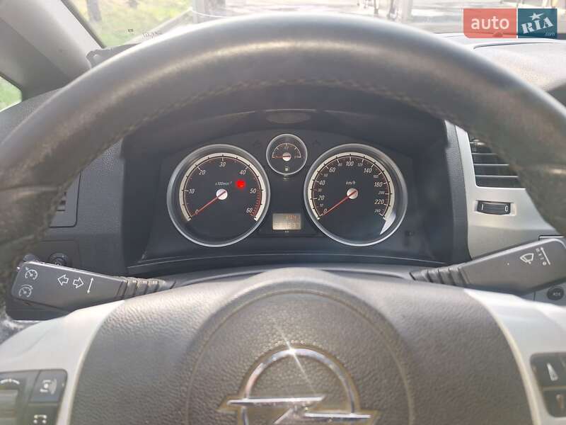 Мінівен Opel Zafira 2007 в Ніжині