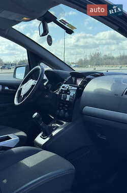 Мінівен Opel Zafira 2011 в 