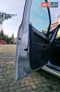 Минивэн Opel Zafira 2009 в 