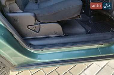 Минивэн Opel Zafira 1999 в 