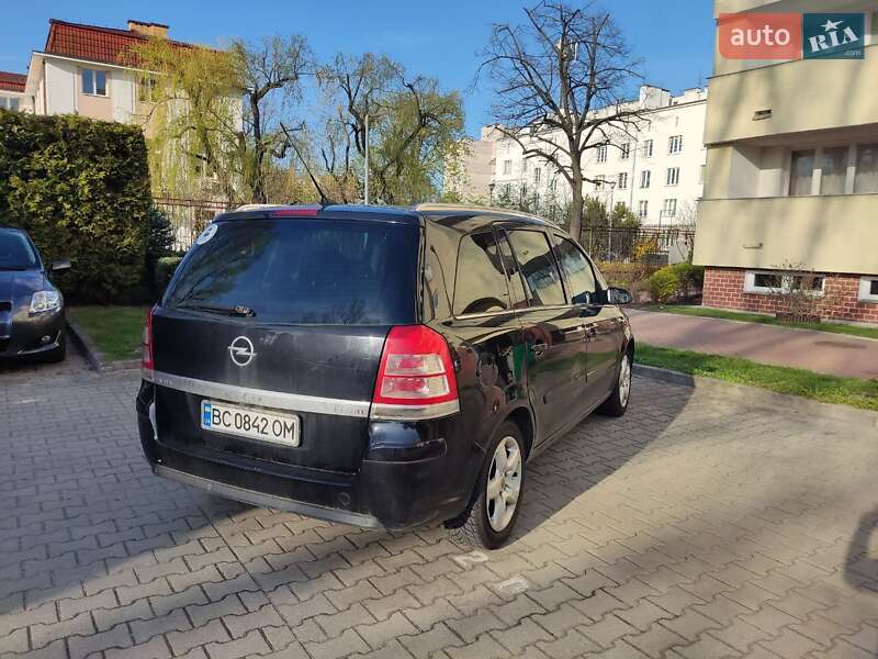 Мінівен Opel Zafira 2008 в Львові