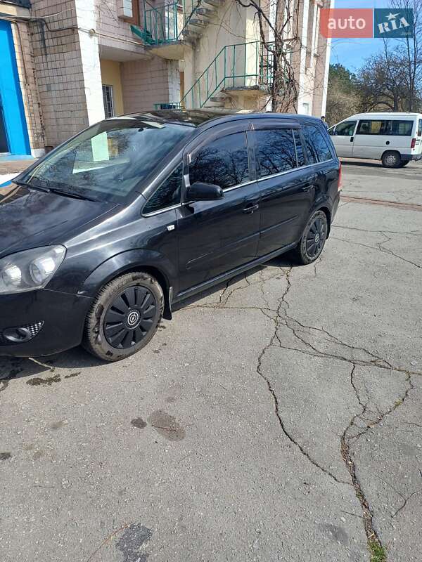 Минивэн Opel Zafira 2011 в Житомире фото 3 Минивэн Opel Zafira 2011 в Житомире