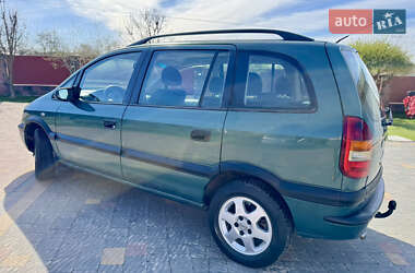 Минивэн Opel Zafira 2002 в 