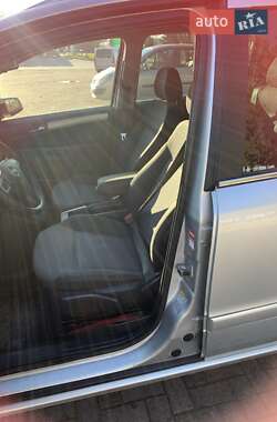 Минивэн Opel Zafira 2008 в 