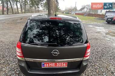 Мінівен Opel Zafira 2011 в 