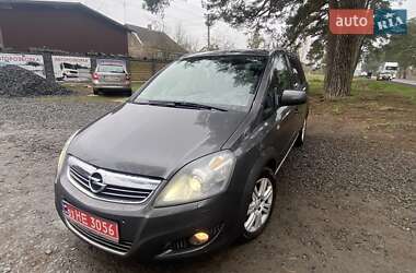 Мінівен Opel Zafira 2011 в 