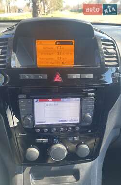 Мінівен Opel Zafira 2011 в 