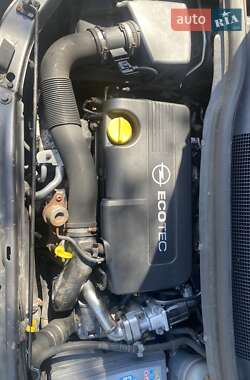Мінівен Opel Zafira 2011 в 