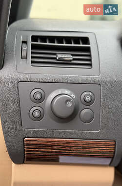Минивэн Opel Zafira 2010 в 