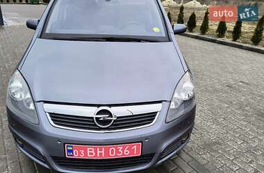 Минивэн Opel Zafira 2008 в 