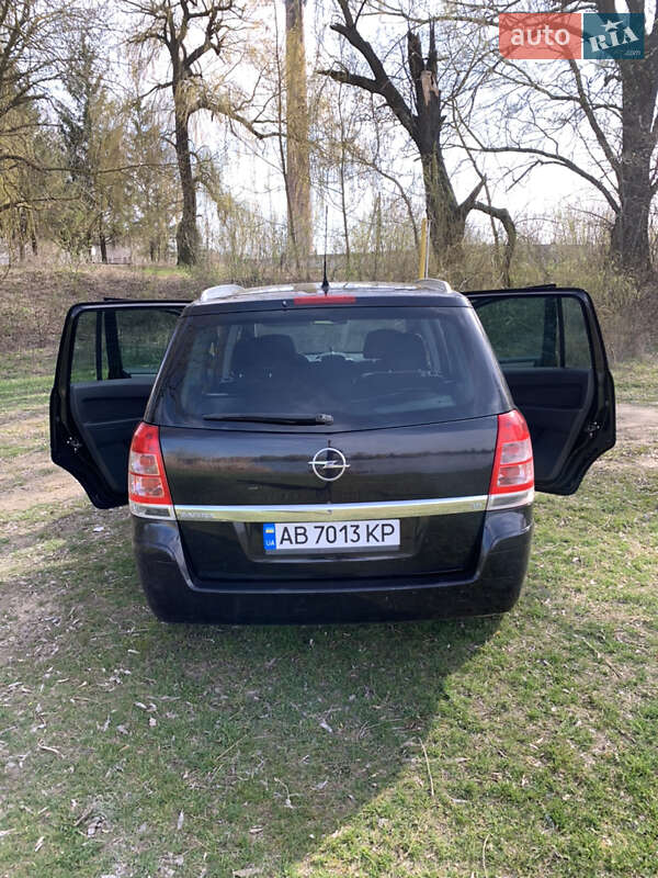 Мінівен Opel Zafira 2008 в Вінниці