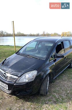 Минивэн Opel Zafira 2008 в 
