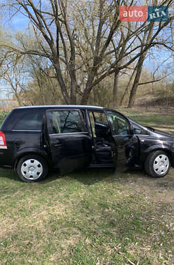 Минивэн Opel Zafira 2008 в 