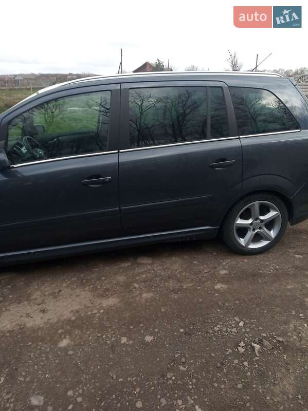 Минивэн Opel Zafira 2007 в Чугуеве фото 4 Минивэн Opel Zafira 2007 в Чугуеве
