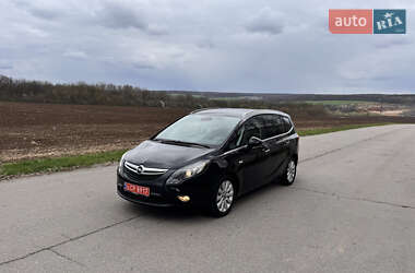 Минивэн Opel Zafira 2013 в 