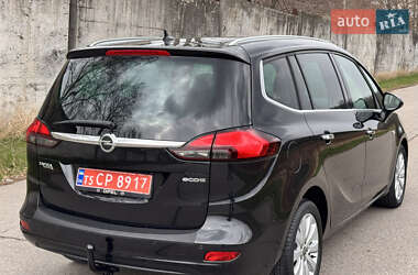 Минивэн Opel Zafira 2013 в 