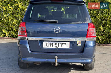 Мінівен Opel Zafira 2011 в 