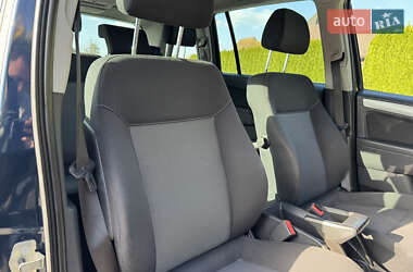 Мінівен Opel Zafira 2011 в 