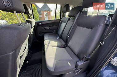 Мінівен Opel Zafira 2011 в 