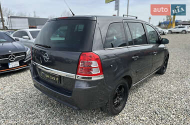 Минивэн Opel Zafira 2011 в 