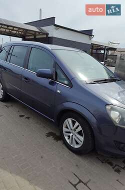 Opel Zafira 2010 Opel Zafira 2010