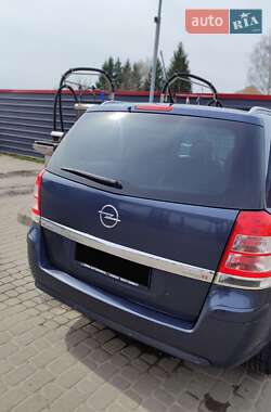 Мінівен Opel Zafira 2010 в 