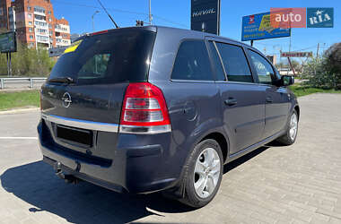 Мінівен Opel Zafira 2010 в 