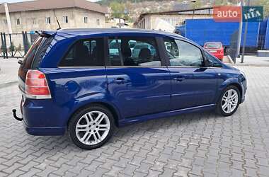 Минивэн Opel Zafira 2007 в 