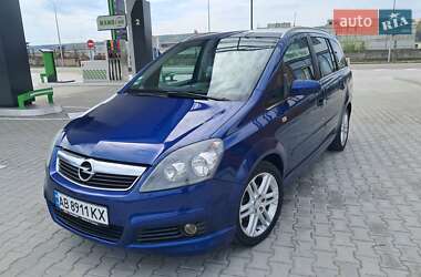 Минивэн Opel Zafira 2007 в 