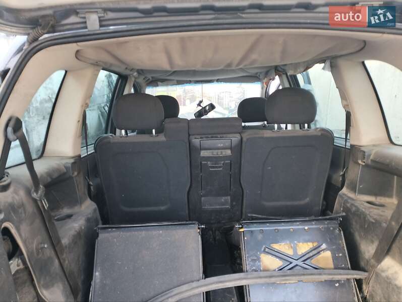 Мінівен Opel Zafira 2003 в Микуличах