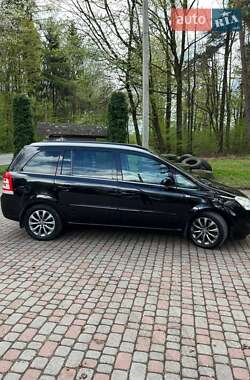 Мінівен Opel Zafira 2011 в 
