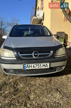 Минивэн Opel Zafira 2003 в 