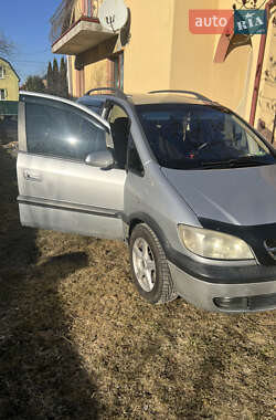 Минивэн Opel Zafira 2003 в 