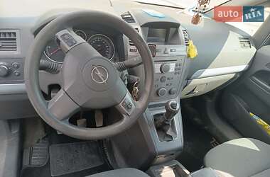 Минивэн Opel Zafira 2006 в 