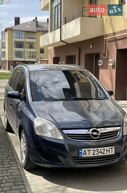 Минивэн Opel Zafira 2009 в 