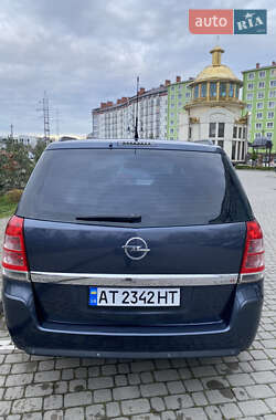 Минивэн Opel Zafira 2009 в 