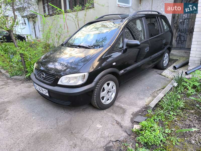 Opel Zafira 2002