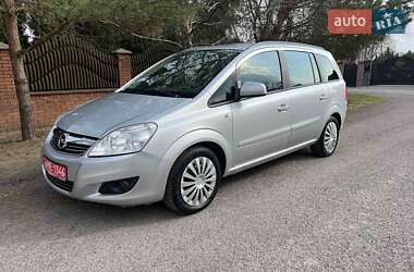 Минивэн Opel Zafira 2013 в 