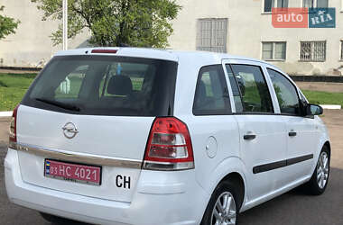 Минивэн Opel Zafira 2009 в 