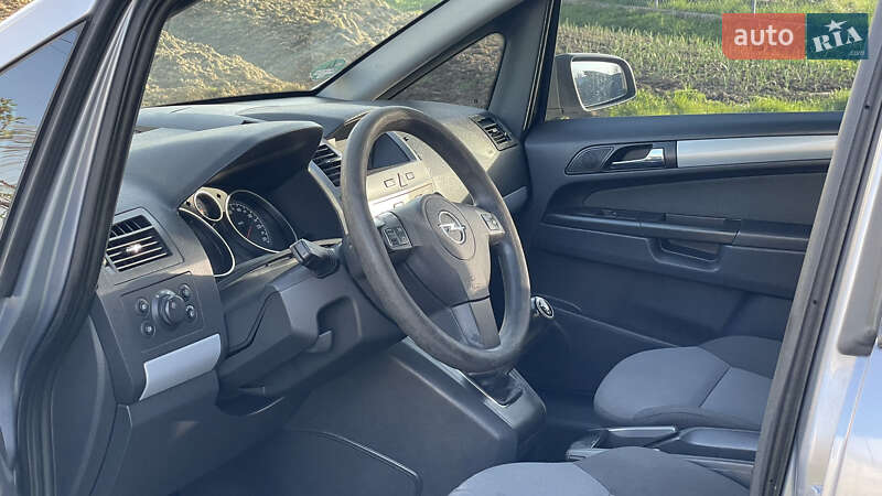 Мінівен Opel Zafira 2007 в Самборі
