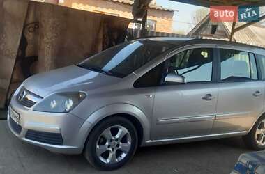 Минивэн Opel Zafira 2005 в 
