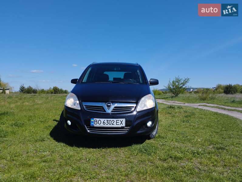 Минивэн Opel Zafira 2012 в Кременце фото 14 Минивэн Opel Zafira 2012 в Кременце